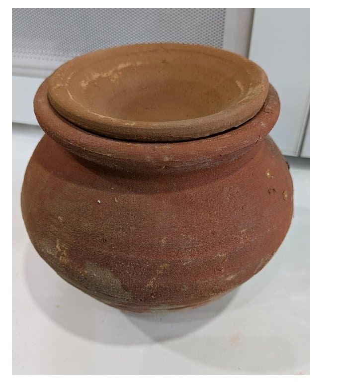 Megh Clay Matki 750ml - KitchenReligious