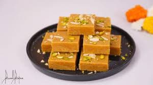 Vishva Flour Mohanthal 1lb - Snacks