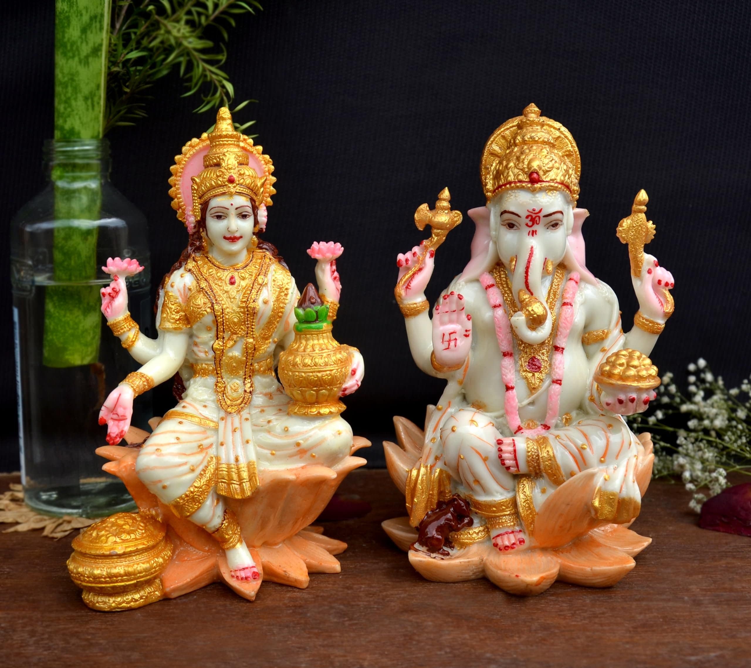 God Idol Ganpati and Lakshmi Mataji - KitchenReligious